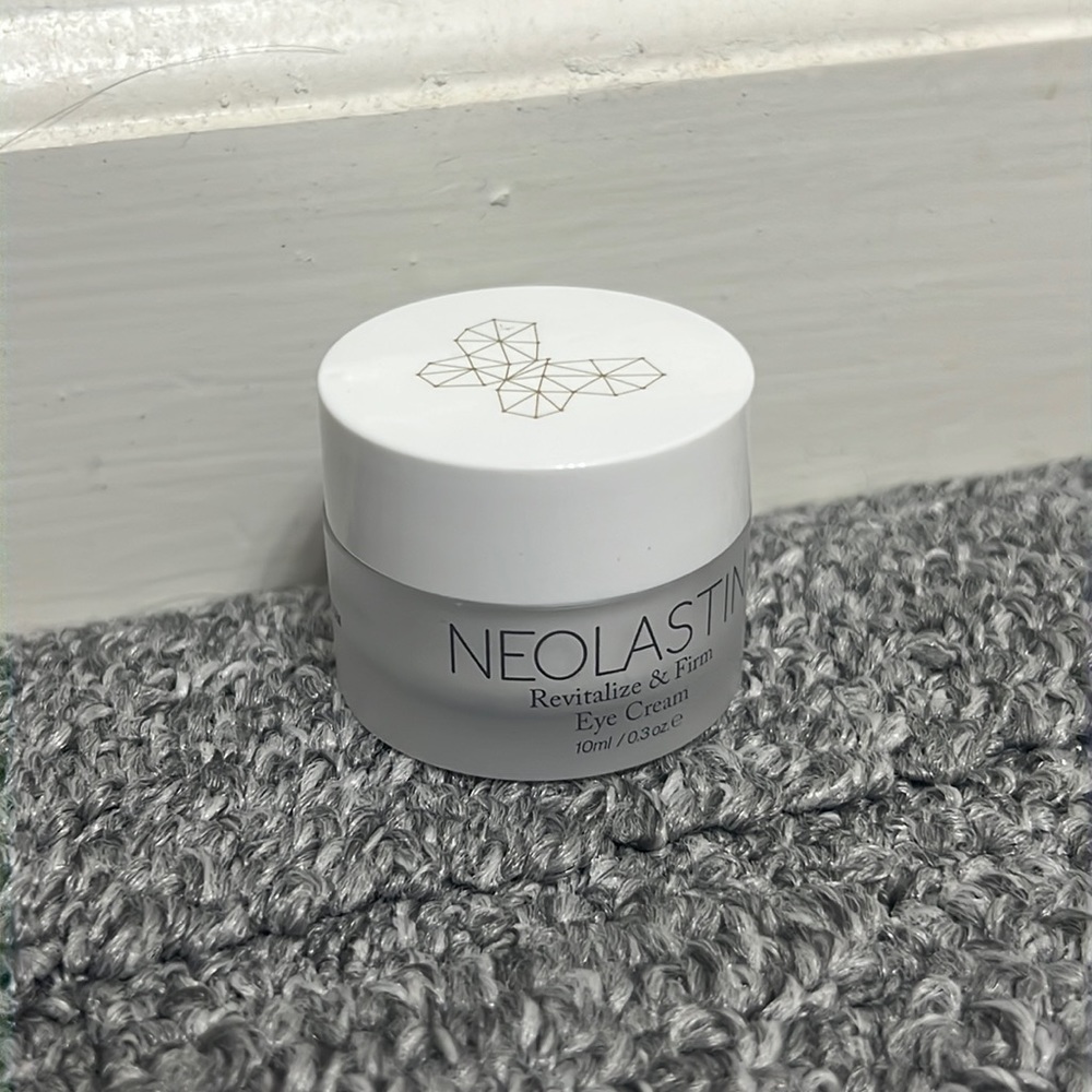 Neolastin Revitalize & Firm Eye Cream